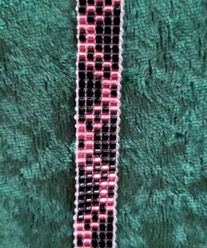 LoomBraceletSnakeBlackPink Pink and Black Snake Loom Bracelet