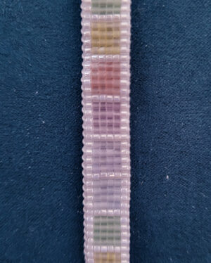LoomNecklaceRainbowWhite Pearl and Rainbow Check Woven Choker